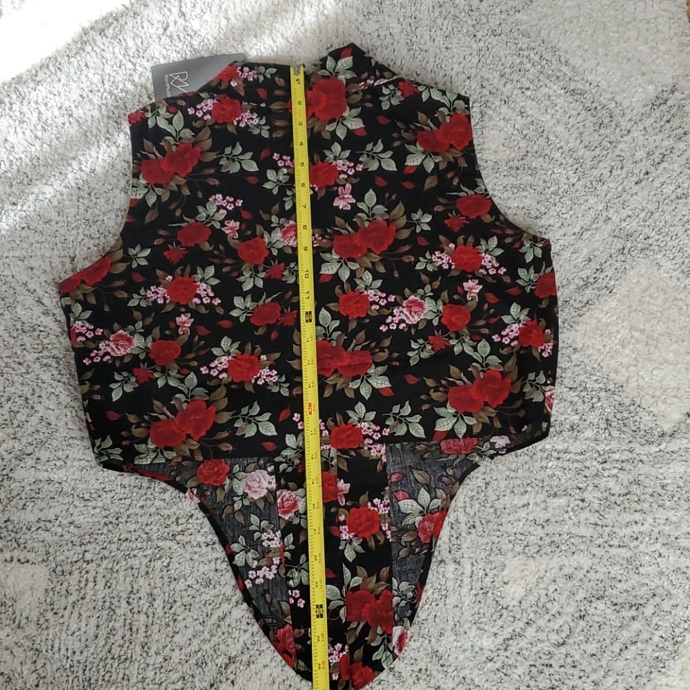 Blouse - Picture 8 of 10